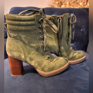 Naturalizer boots!